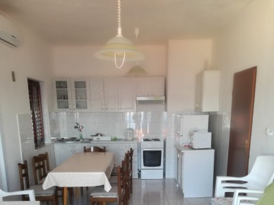 Apartment Three bedroom apartment with balcony and sea view Lokva Rogoznica, Omiš A-10358-a - Outdoor photo 9