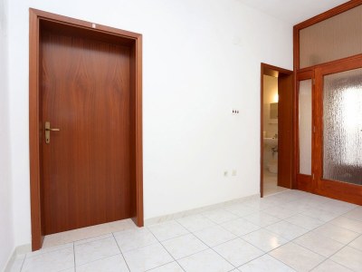 Apartment Three bedroom apartment with balcony and sea view Lokva Rogoznica, Omiš A-10358-a - Outdoor photo 20