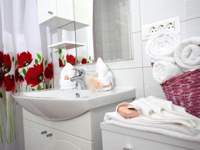 Apartment Two bedroom apartment with terrace and sea view Baška Voda, Makarska A-12421-a - Outdoor photo 11