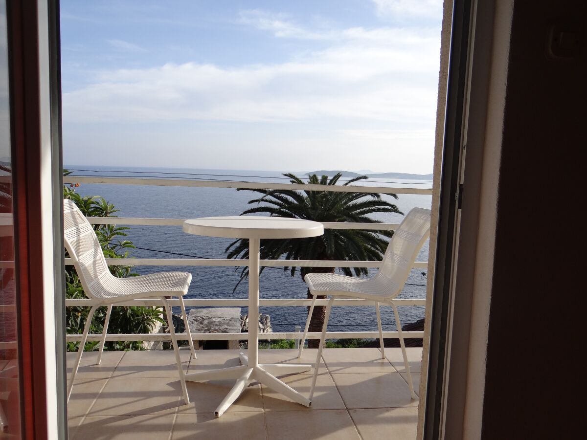 Holiday house Two bedroom house with balcony and sea view Borje, Pelješac K-12506