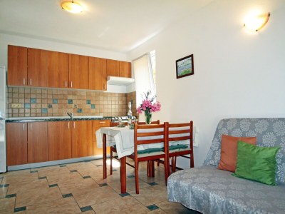 Apartment Two bedroom apartment with terrace and sea view Vinjerac, Zadar A-10413-a - Outdoor photo 8