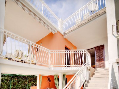 Apartment Three bedroom apartment with terrace Grebaštica, Šibenik A-12588-a - Outdoor photo 5