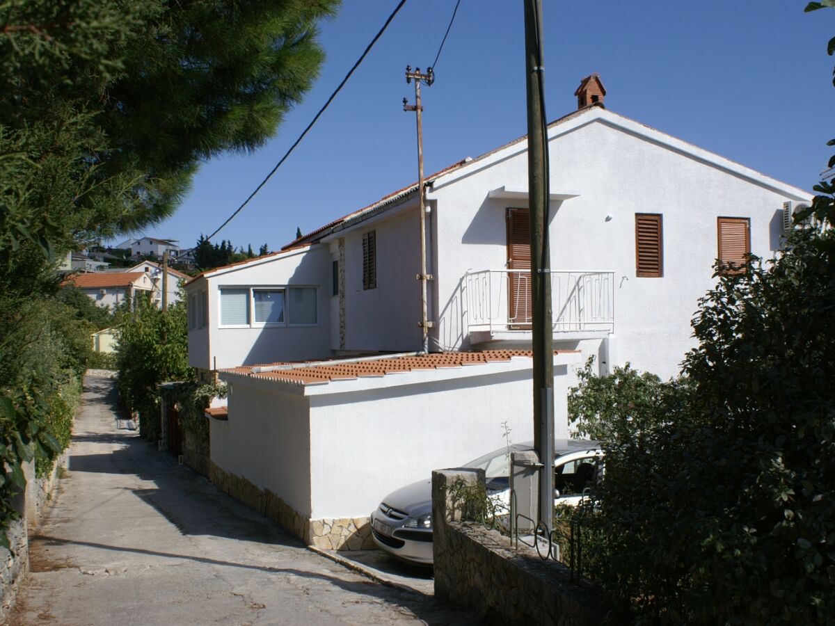 Apartment Two bedroom apartment with terrace Seget Vranjica, Trogir A-10438-a - Outdoor photo 2
