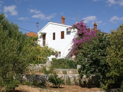 Apartment Two bedroom apartment with terrace Seget Vranjica, Trogir A-10438-a in Seget Donji - Apartment