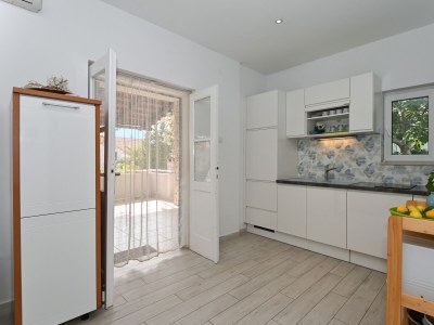 Apartment Two bedroom apartment with terrace Seget Vranjica, Trogir A-10438-a - Outdoor photo 19