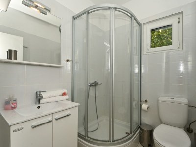 Apartment Two bedroom apartment with terrace Seget Vranjica, Trogir A-10438-a - Outdoor photo 28