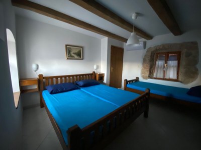 Holiday house with a swimming pool Vrbanj, Hvar - 11040 - Outdoor photo 19