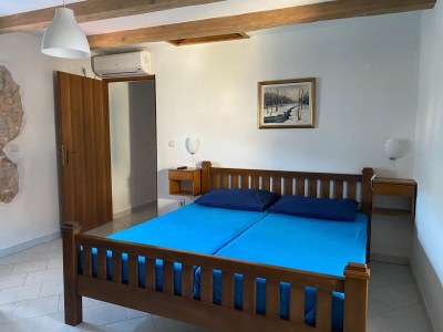 Holiday house with a swimming pool Vrbanj, Hvar - 11040 - Outdoor photo 20