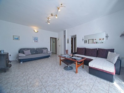 Apartment Two bedroom apartment with terrace and sea view Postira, Brač A-11168-a - Outdoor photo 11