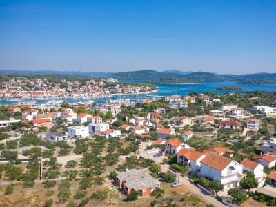 Apartment Two bedroom apartment with terrace Jezera, Murter A-5133-a - Outdoor photo 8