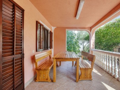 Apartment Two bedroom apartment with terrace Jezera, Murter A-5133-b in Jezera - Apartment