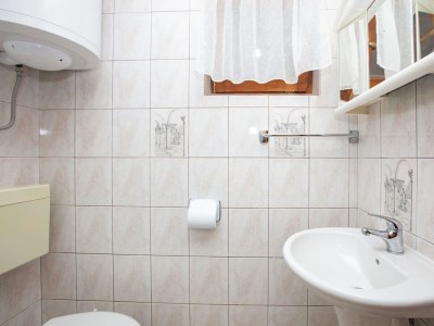 Apartment Two bedroom apartment with terrace Jezera, Murter A-5133-b - Outdoor photo 29