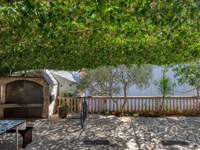 Apartment Two bedroom apartment with terrace Jezera, Murter A-5133-b - Outdoor photo 35