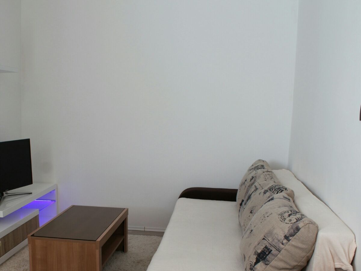 Apartment Two bedroom apartment with terrace Lukoran, Ugljan A-11672-a - Outdoor photo 3