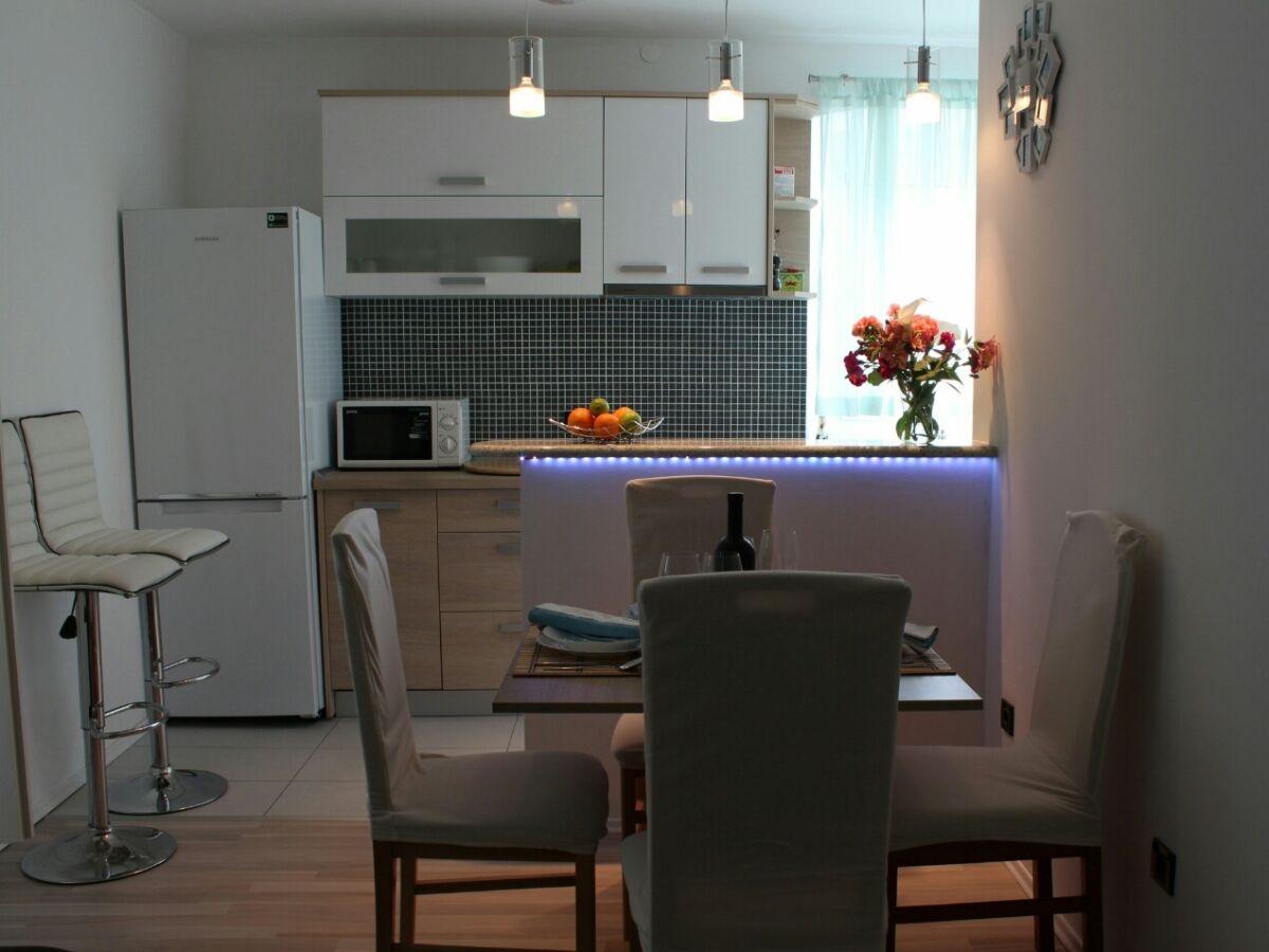 Apartment Two bedroom apartment with terrace Lukoran, Ugljan A-11672-a - Outdoor photo 4