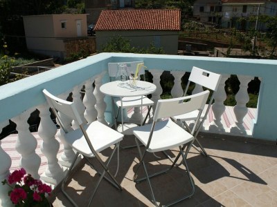 Apartment Two bedroom apartment with terrace Lukoran, Ugljan A-11672-a - Outdoor photo 16