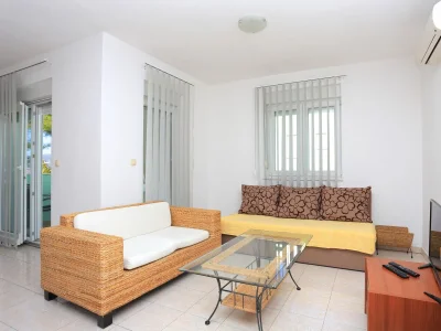 Apartment Two bedroom apartment with terrace and sea view Mastrinka, Čiovo A-11717-b - Outdoor photo 13