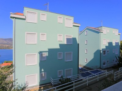 Apartment Two bedroom apartment with terrace and sea view Mastrinka, Čiovo A-11717-b - Outdoor photo 26