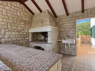 Villa Four-bedroom house near beach Cove Široka, Čiovo K-11749 - Outdoor photo 12