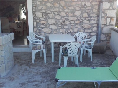 Apartment Two bedroom apartment with terrace Lukoran, Ugljan A-11203-a - Outdoor photo 12