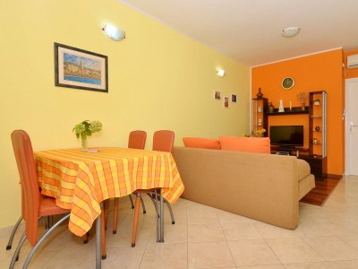 Apartment Two bedroom apartment with terrace and sea view Slatine, Čiovo A-5158-a - Outdoor photo 9