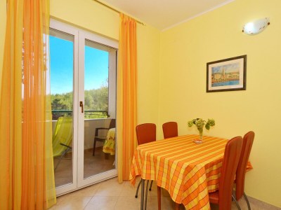 Apartment Two bedroom apartment with terrace and sea view Slatine, Čiovo A-5158-a - Outdoor photo 10