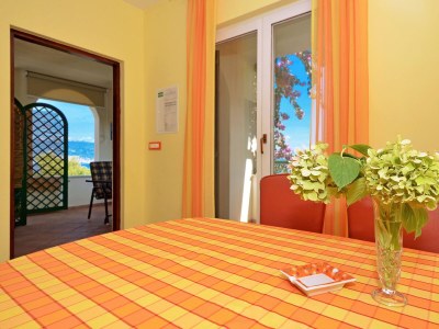 Apartment Two bedroom apartment with terrace and sea view Slatine, Čiovo A-5158-a - Outdoor photo 11