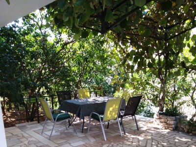 Apartment Three bedroom apartment with terrace Trogir A-11316-a - Outdoor photo 25