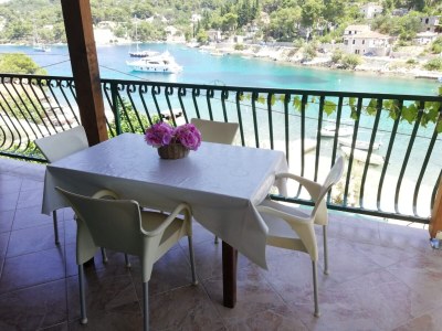 Apartment Two bedroom apartment near beach Rogač, Šolta A-5166-b - Outdoor photo 16