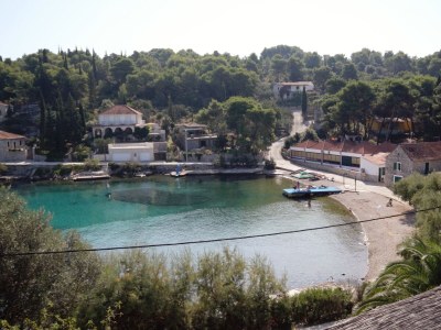 Apartment Two bedroom apartment near beach Rogač, Šolta A-5166-b - Outdoor photo 18