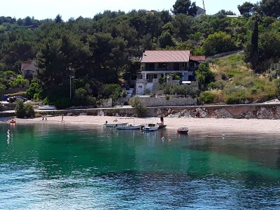 Apartment Two bedroom apartment near beach Rogač, Šolta A-5166-c in Grohote - Apartment