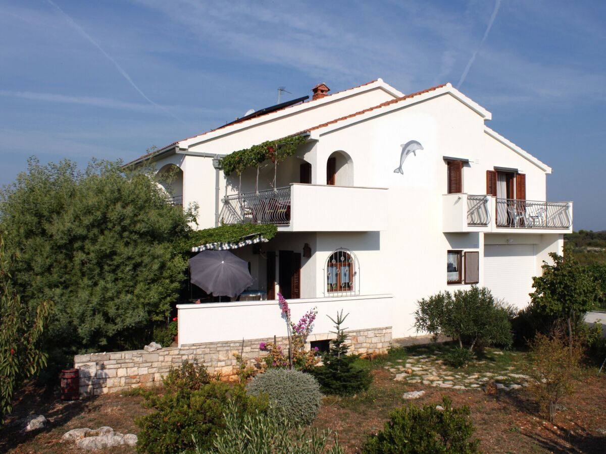 Holiday room with balcony Gornje selo, Šolta S-5170-d - Outdoor photo 2