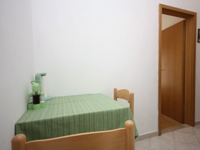 Apartment One bedroom apartment with balcony and sea view Maslinica, Šolta A-5184-b - Outdoor photo 16