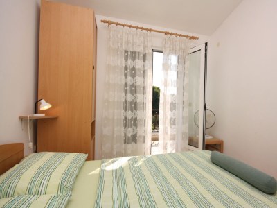 Apartment One bedroom apartment with balcony and sea view Maslinica, Šolta A-5184-b - Outdoor photo 26