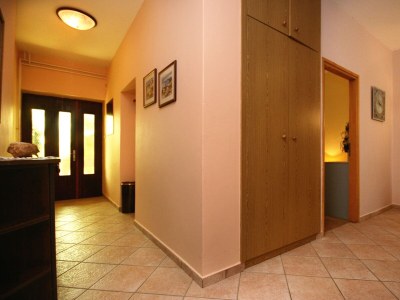 Apartment Two bedroom apartment with terrace and sea view Novi Vinodolski A-5488-a - Outdoor photo 20