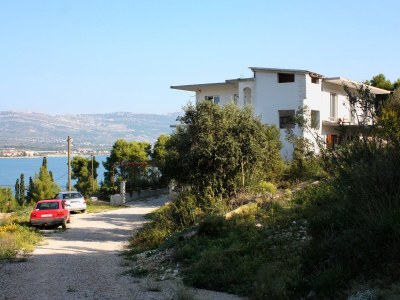 Apartment One bedroom apartment with terrace and sea view Arbanija, Čiovo A-5228-c - Outdoor photo 2