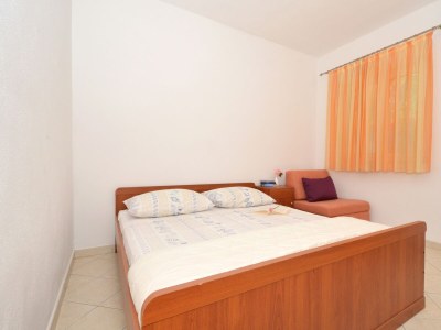 Apartment One bedroom apartment with terrace and sea view Arbanija, Čiovo A-5228-c - Outdoor photo 17