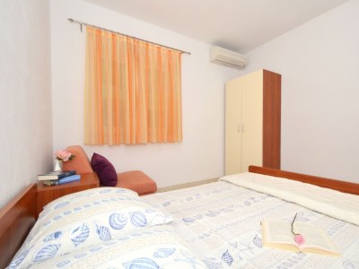 Apartment One bedroom apartment with terrace and sea view Arbanija, Čiovo A-5228-c - Outdoor photo 18