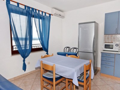 Apartment Three bedroom apartment with balcony and sea view Crikvenica A-5493-a - Outdoor photo 23