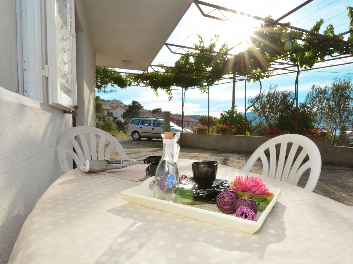 Apartment One bedroom apartment with terrace Arbanija, Čiovo A-5228-d