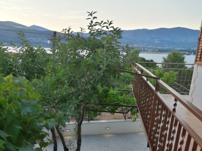 Apartment One bedroom apartment with terrace Arbanija, Čiovo A-5228-d - Outdoor photo 9