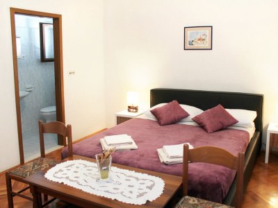 Apartment Comfortable and spacious apartment with terrace Kaštel Štafilić, Kaštela A-5219-a - Outdoor photo 24