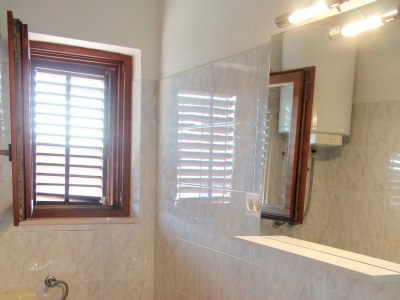 Apartment Comfortable and spacious apartment with terrace Kaštel Štafilić, Kaštela A-5219-a - Outdoor photo 38