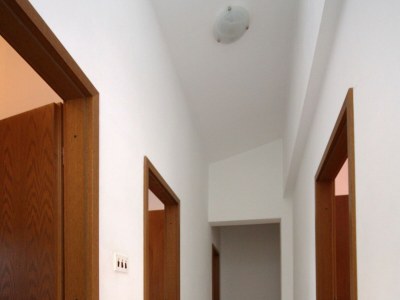 Apartment Comfortable and spacious apartment with terrace Kaštel Štafilić, Kaštela A-5219-a - Outdoor photo 40