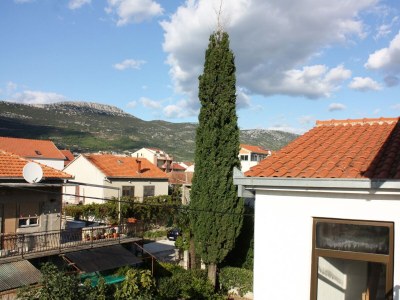 Apartment Comfortable and spacious apartment with terrace Kaštel Štafilić, Kaštela A-5219-a - Outdoor photo 46