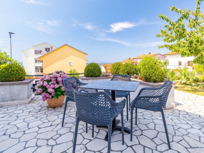 Apartment Three bedroom apartment with terrace and sea view Crikvenica A-5494-a - Outdoor photo 12