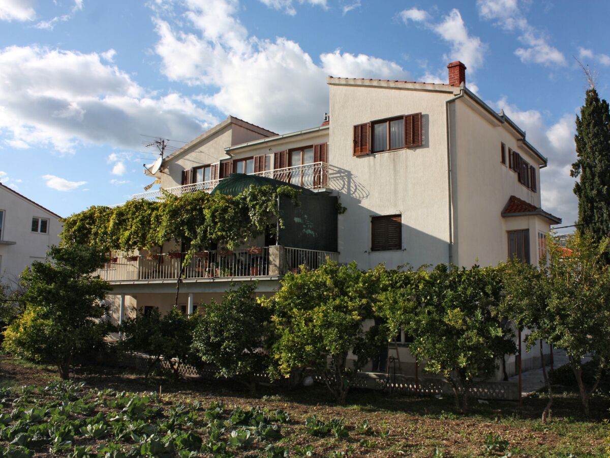 Apartment One bedroom apartment with terrace Kaštel Štafilić, Kaštela A-5219-b