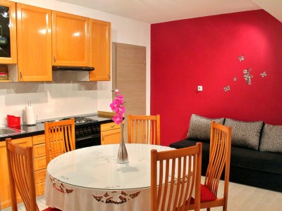 Apartment One bedroom apartment with terrace Kaštel Štafilić, Kaštela A-5219-b - Outdoor photo 13