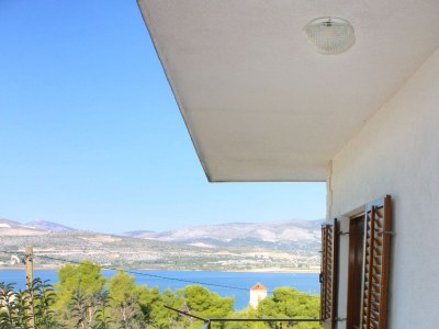 Apartment Three bedroom apartment with balcony and sea view Arbanija, Čiovo A-5228-e - Outdoor photo 39