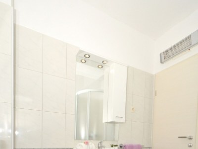 Apartment Three bedroom apartment with terrace and sea view Arbanija, Čiovo A-5228-f - Outdoor photo 30